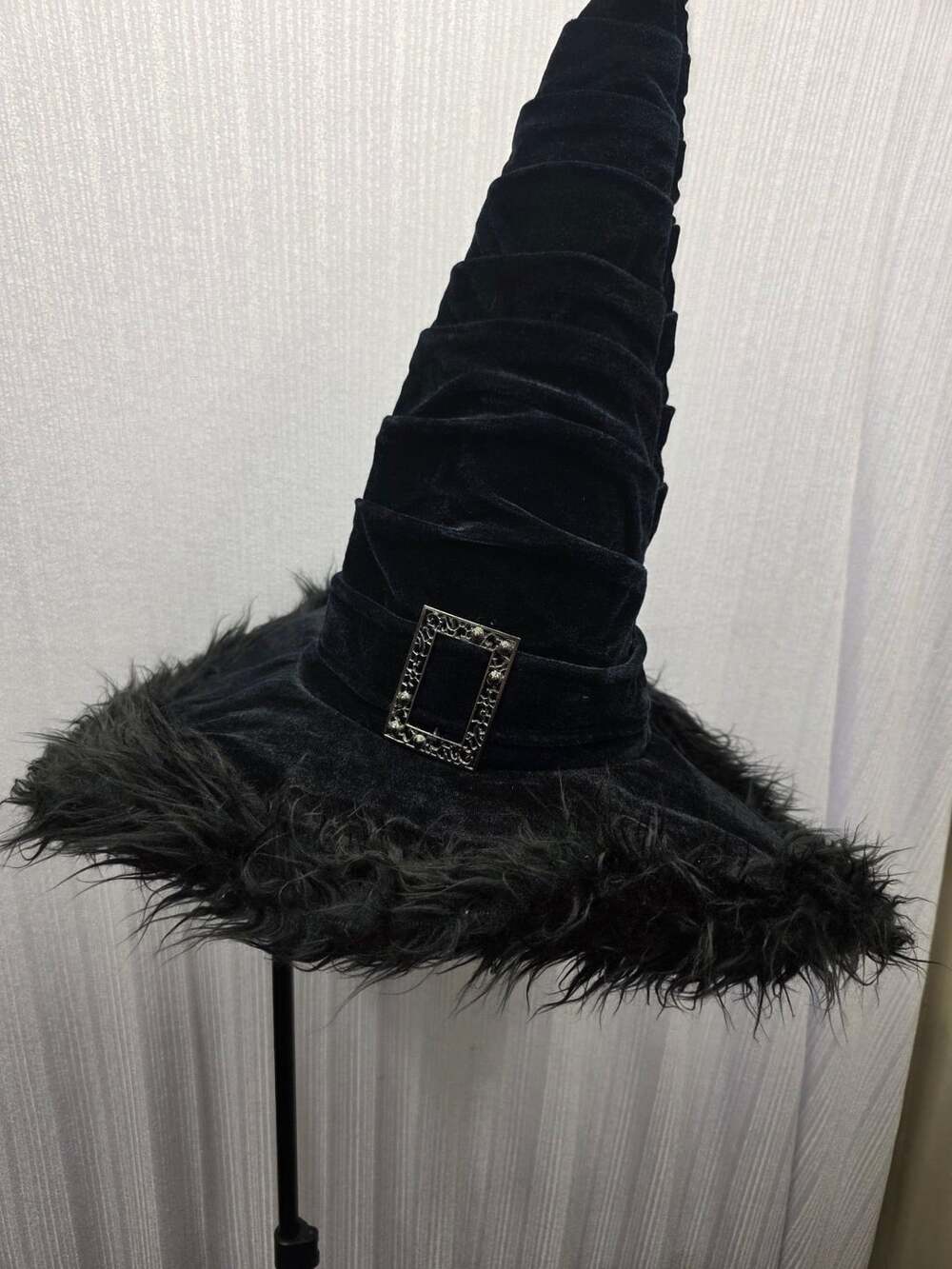 Velvet Witch Hat with Fur Trim and Buckle Black